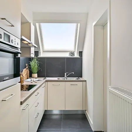Appartamento Stylish Renovated Apartment With 2 Terraces And Free Parking In Old Center Of Knokke